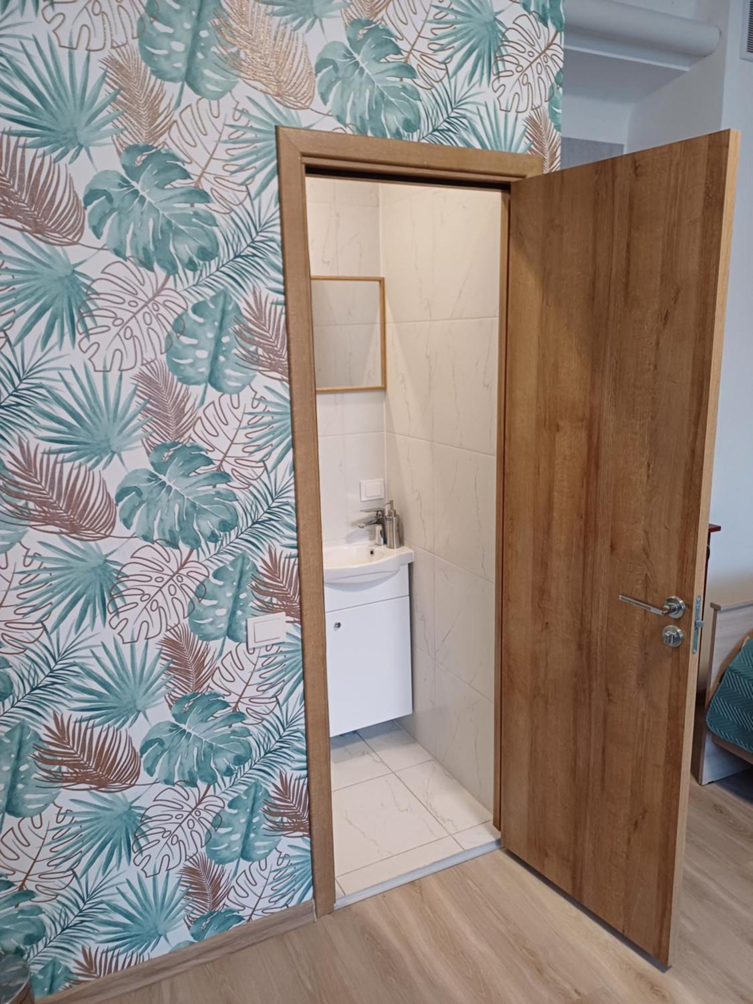 קלייפדה Green Oaks Private Rooms With Private Shower מראה חיצוני תמונה